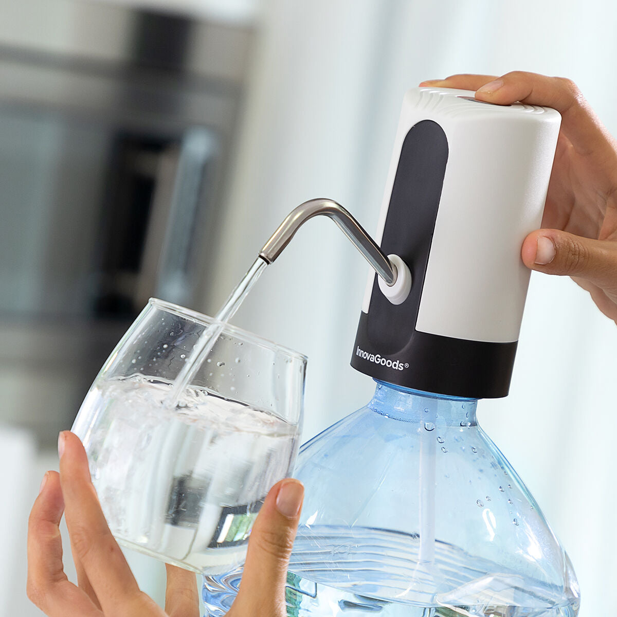 Dispensador de agua para garrafa recargable
